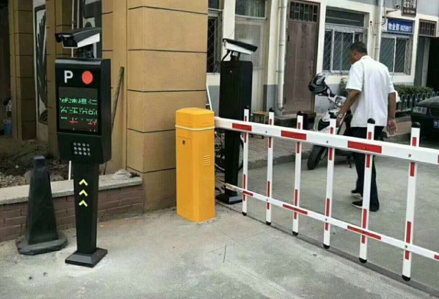 车牌识别管理系统的结构是怎样设计的呢(图1) 车牌识别管理系统的结构是怎样设计的呢(图1)